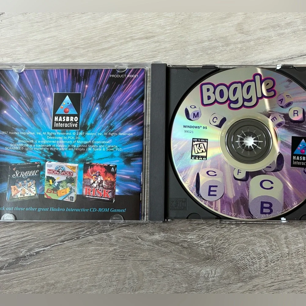 Infogrames Scrabble & Boggle Platinum 2-Pack Classic Word Game CD Rom Windows 95